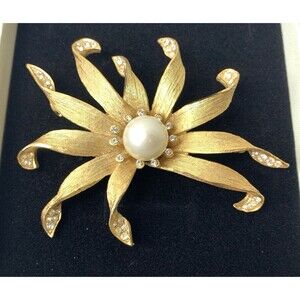 BSK Vintage Gold Tone Sunburst Starburst 3" Brooch Faux Pearl Rhinestone MCM